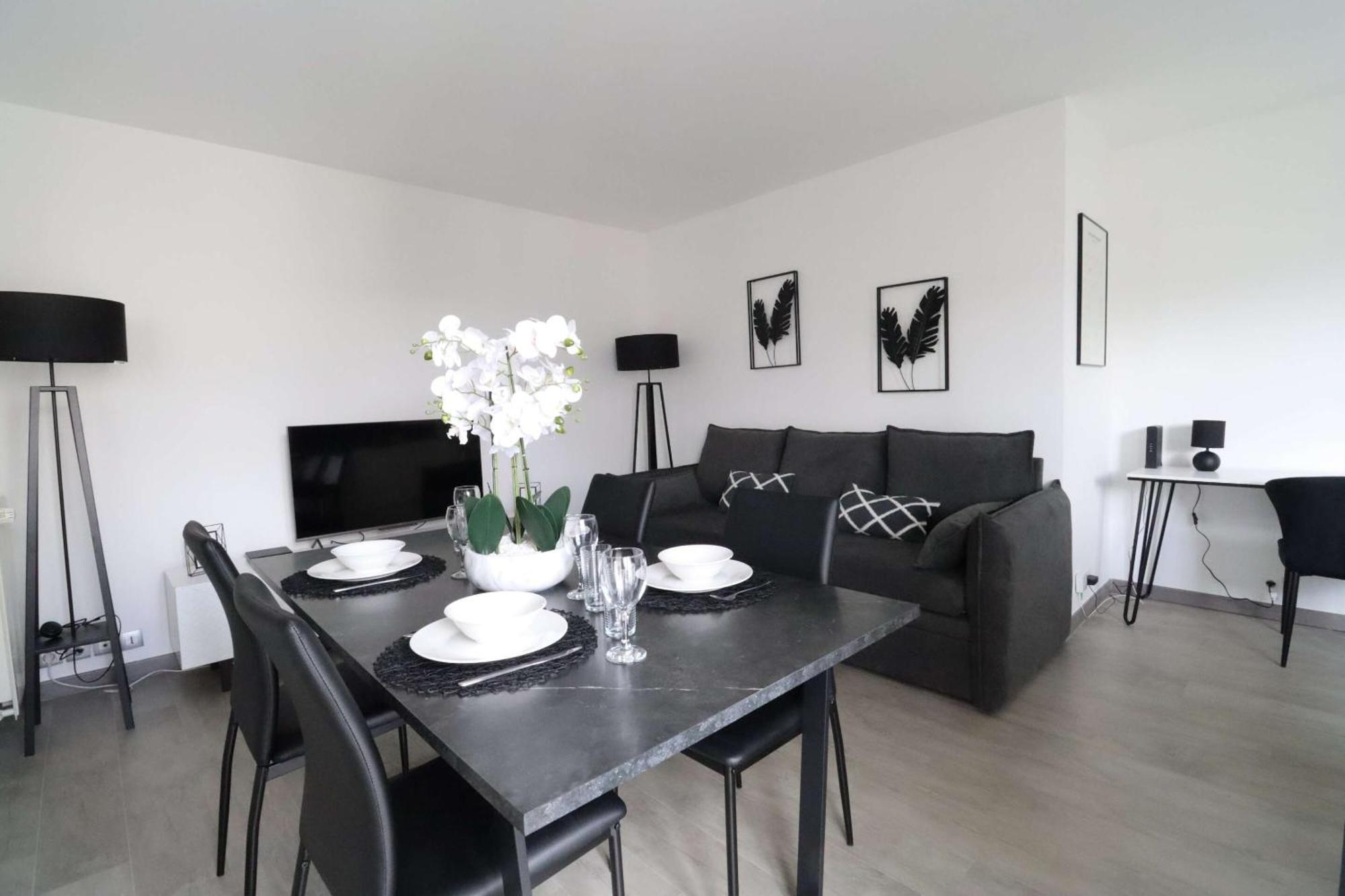 Frenchy By Plaza Apartment Serris Bagian luar foto