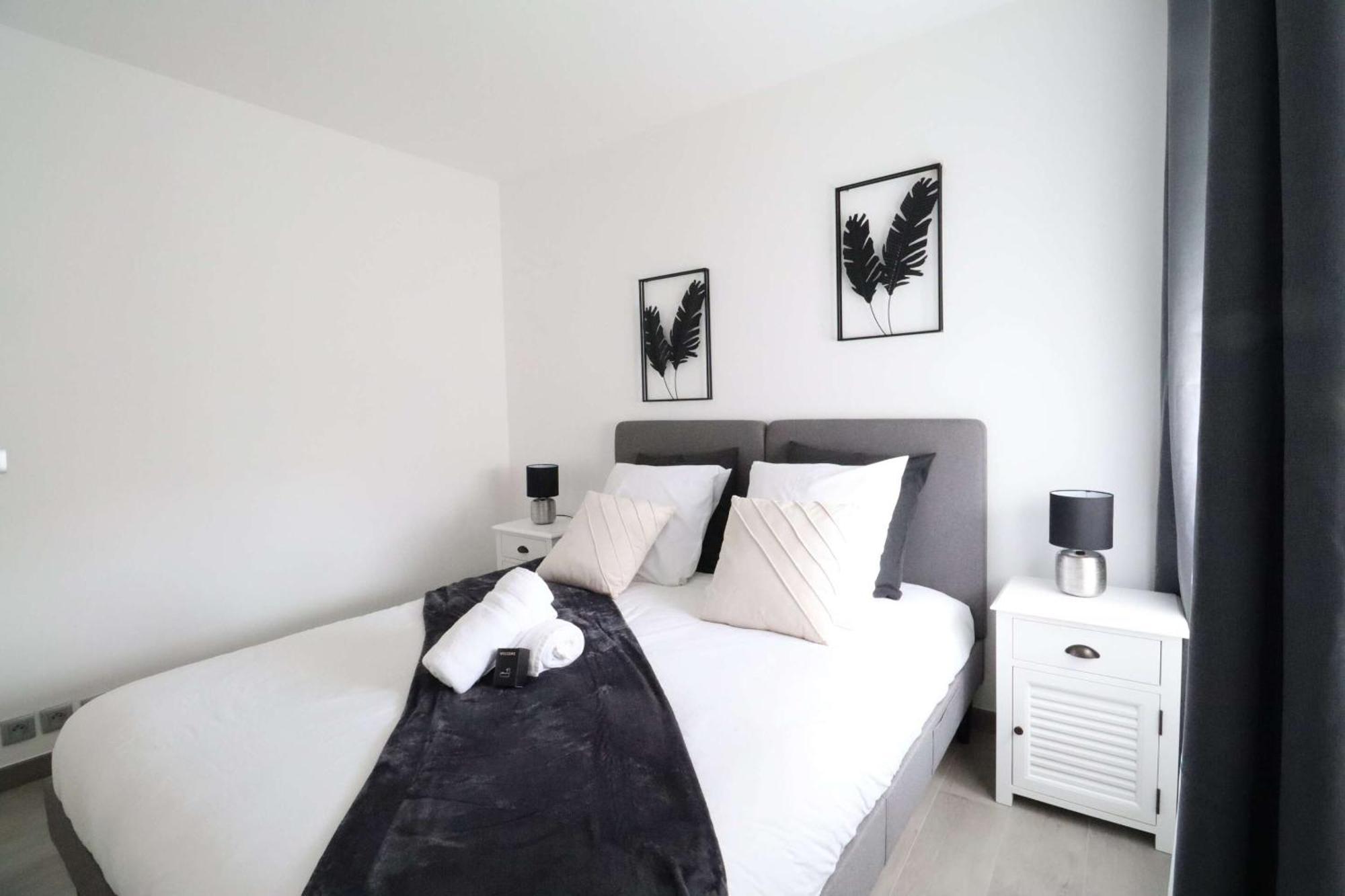 Frenchy By Plaza Apartment Serris Bagian luar foto